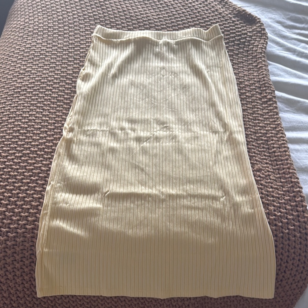Elegant Cream Skirt
